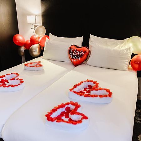 Atlas Hotel ファルケンブルフ エクステリア 写真