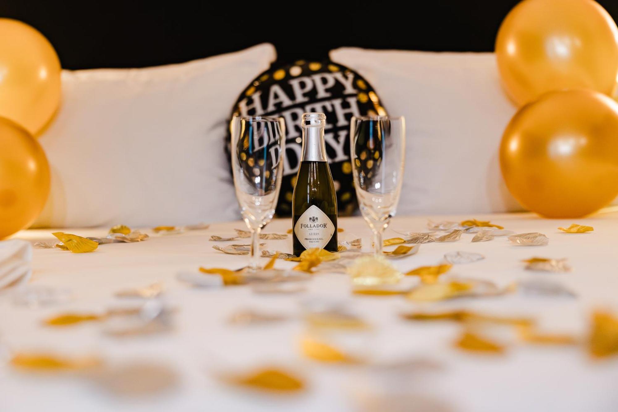 Atlas Hotel ファルケンブルフ エクステリア 写真