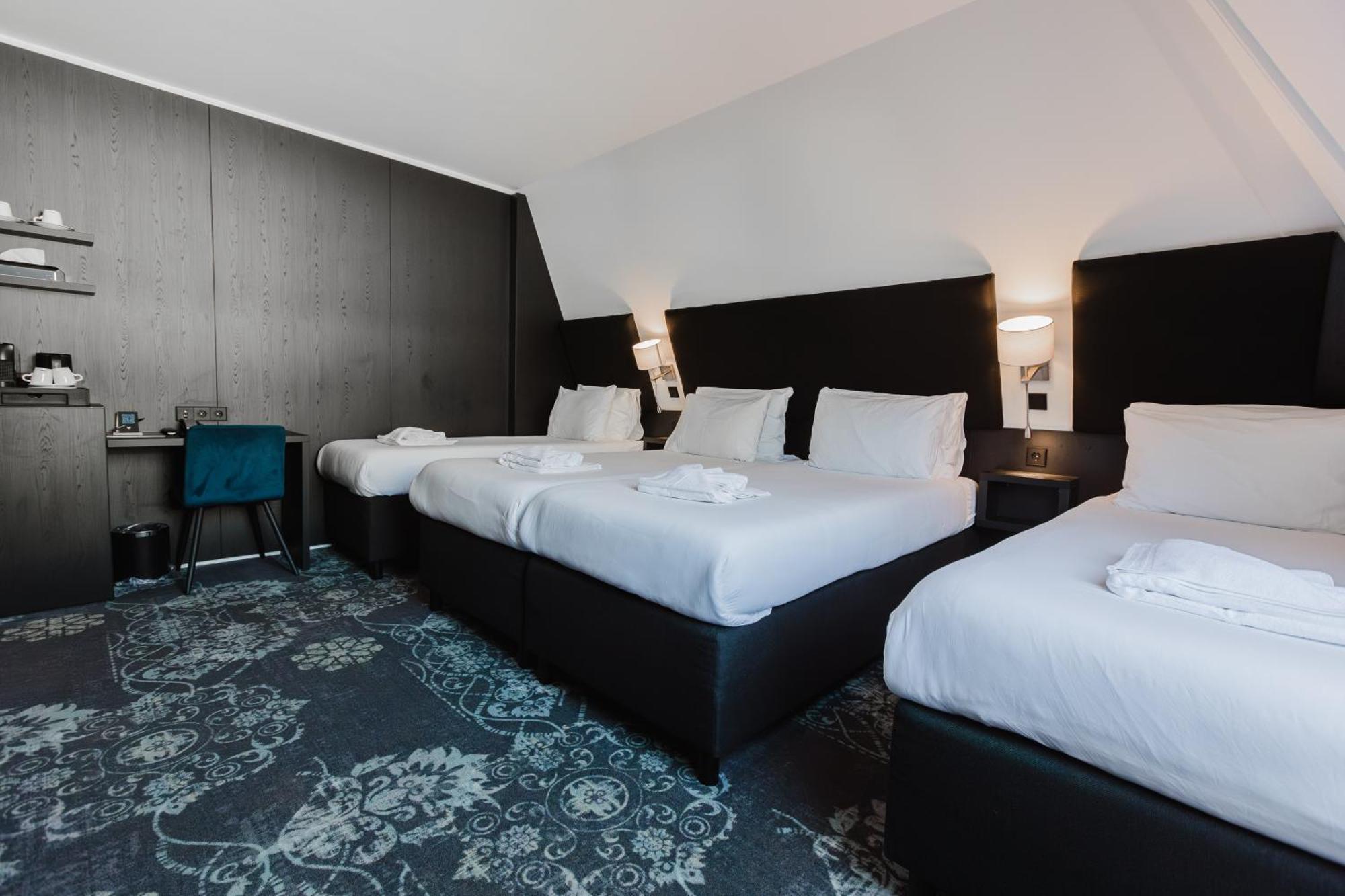 Atlas Hotel ファルケンブルフ エクステリア 写真