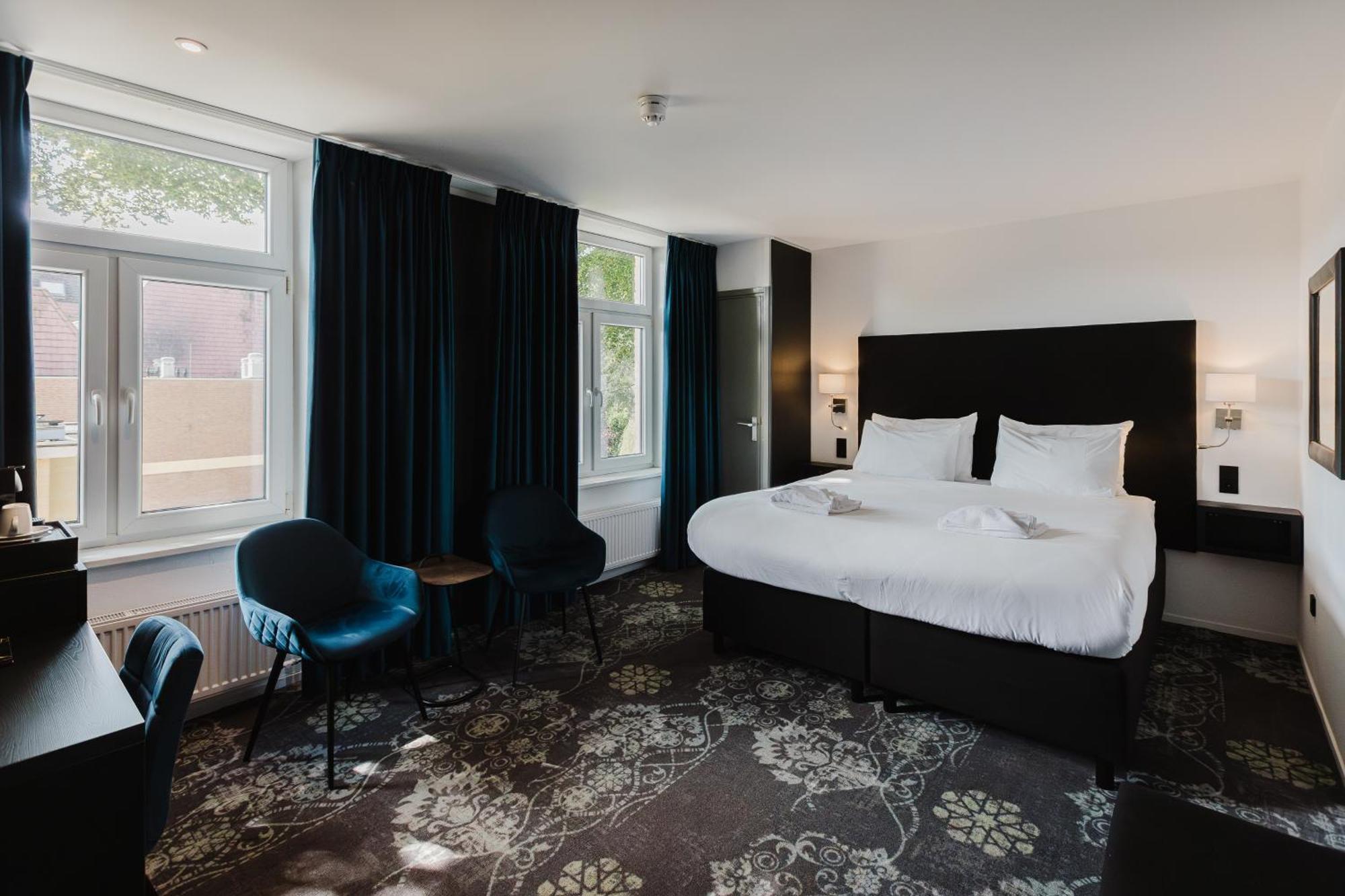 Atlas Hotel ファルケンブルフ エクステリア 写真