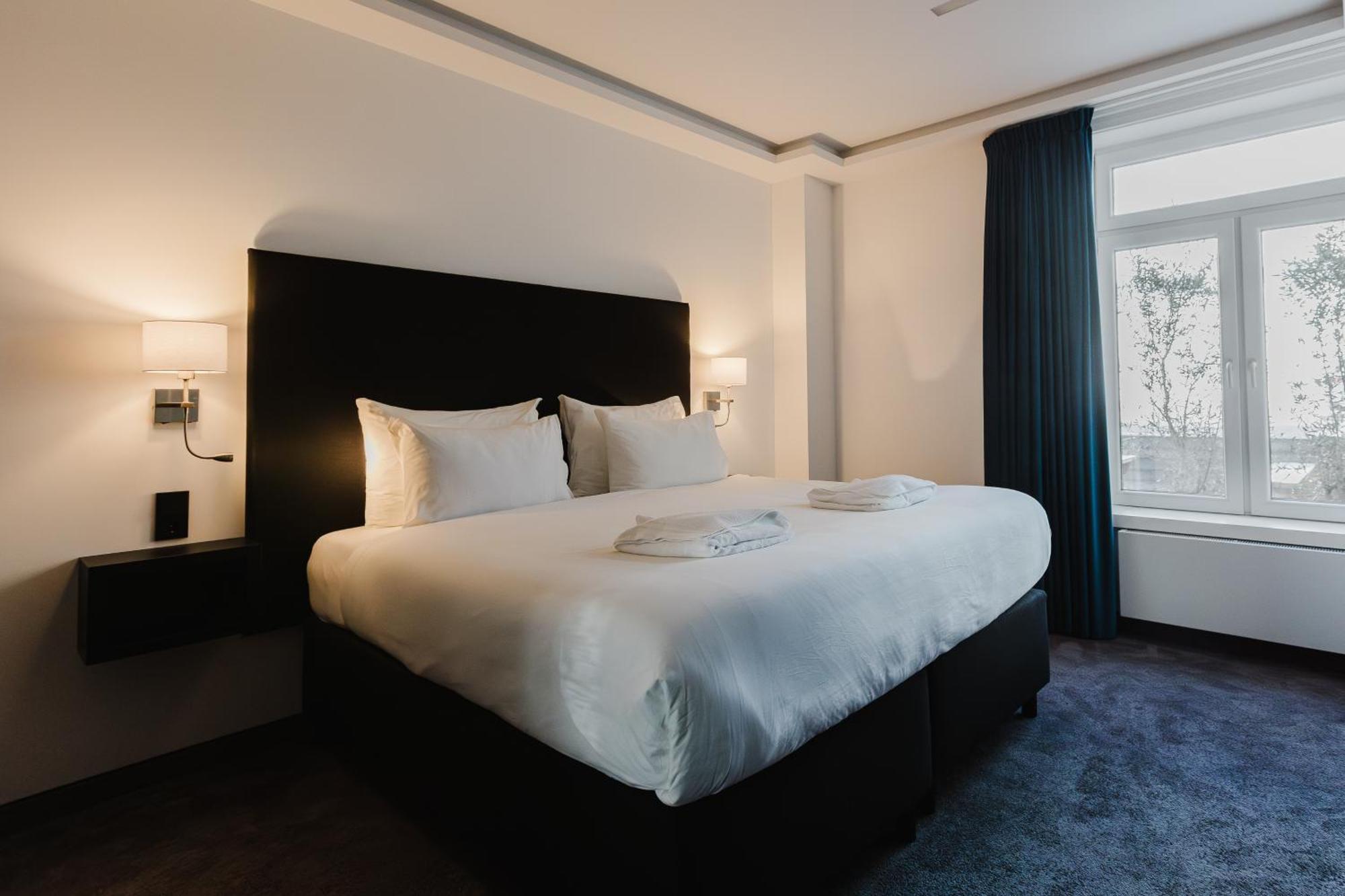 Atlas Hotel ファルケンブルフ エクステリア 写真