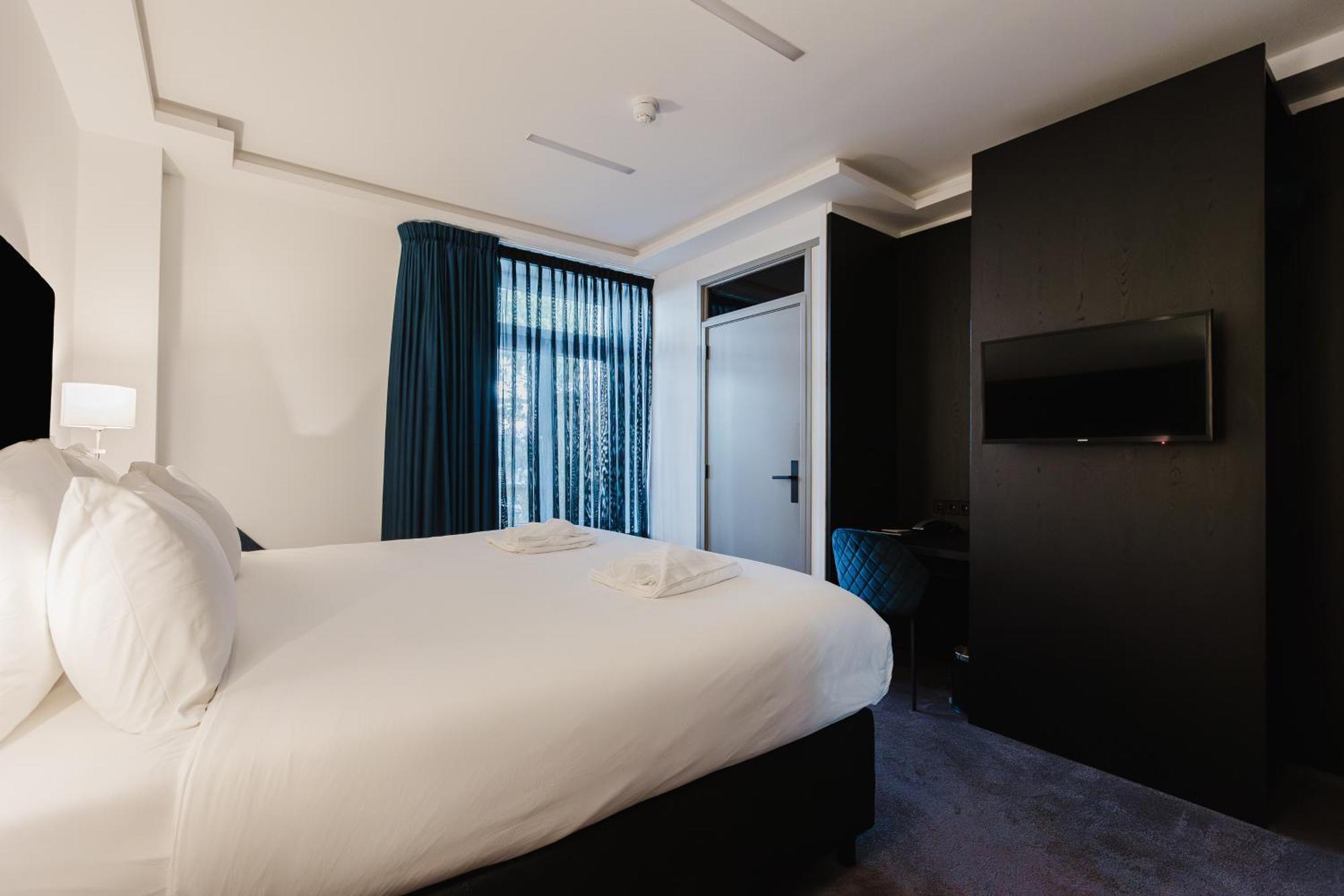 Atlas Hotel ファルケンブルフ エクステリア 写真