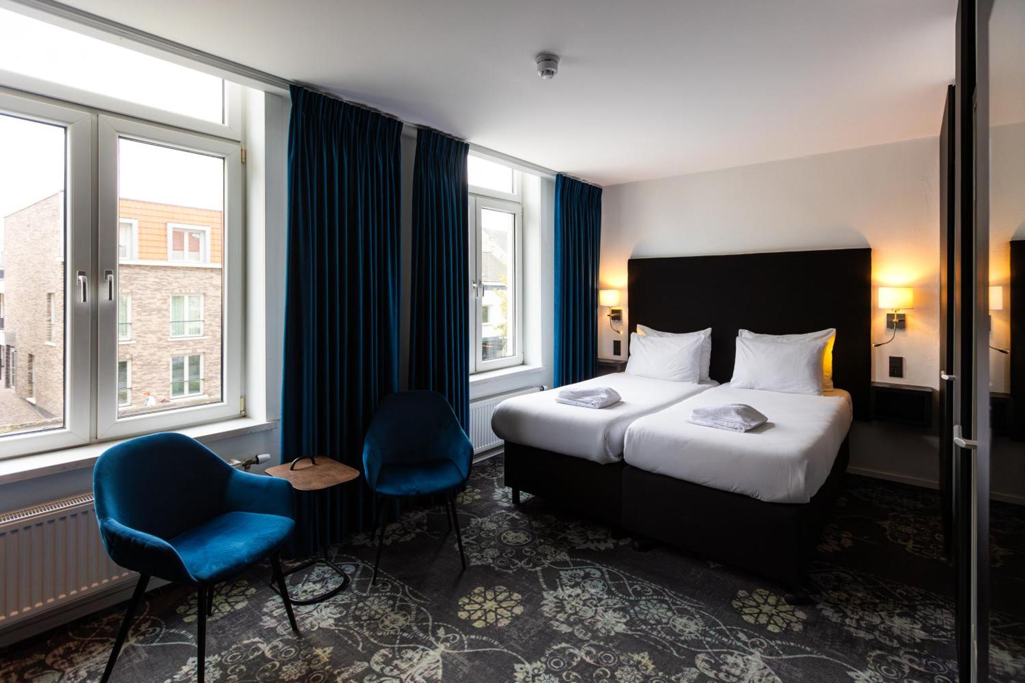 Atlas Hotel ファルケンブルフ エクステリア 写真
