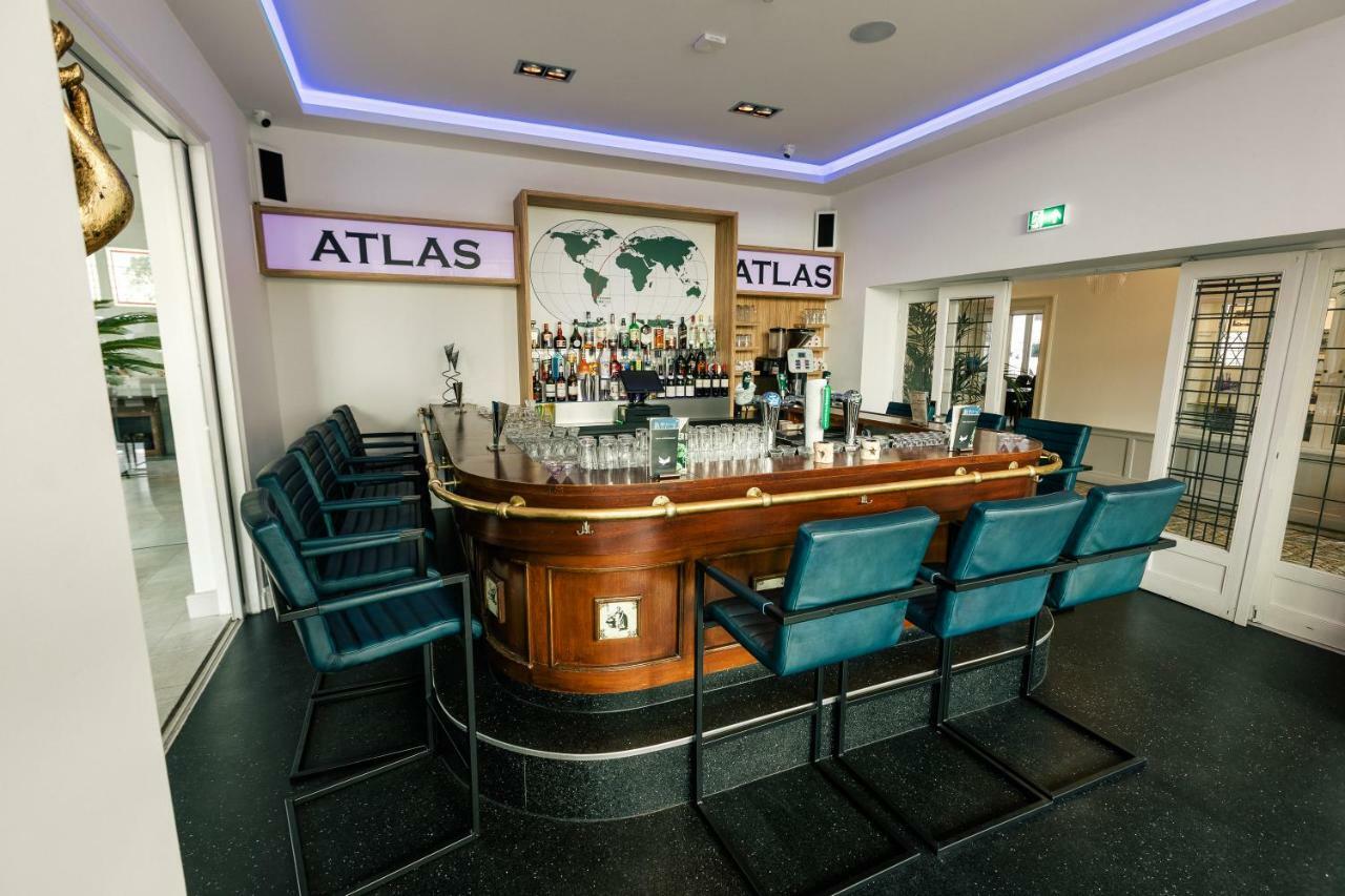 Atlas Hotel ファルケンブルフ エクステリア 写真